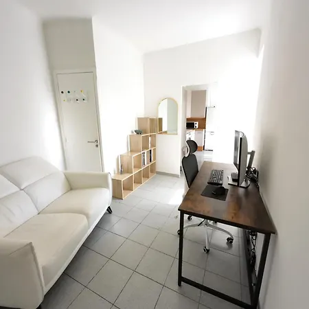 Palais Porte De France With Air Conditionner * Antibes